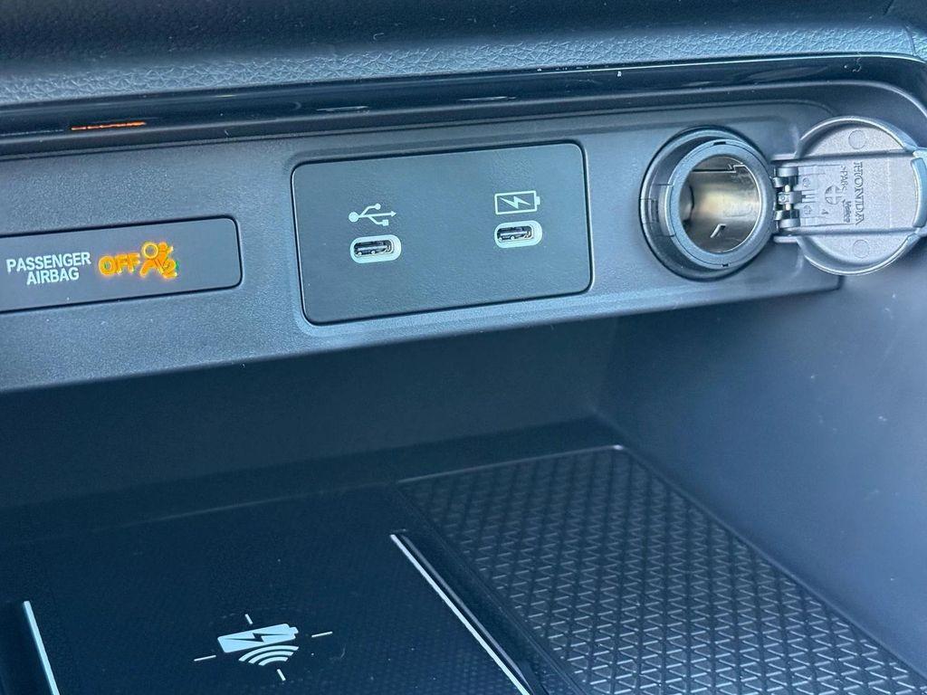 new 2026 Honda CR-V Hybrid car, priced at $37,921