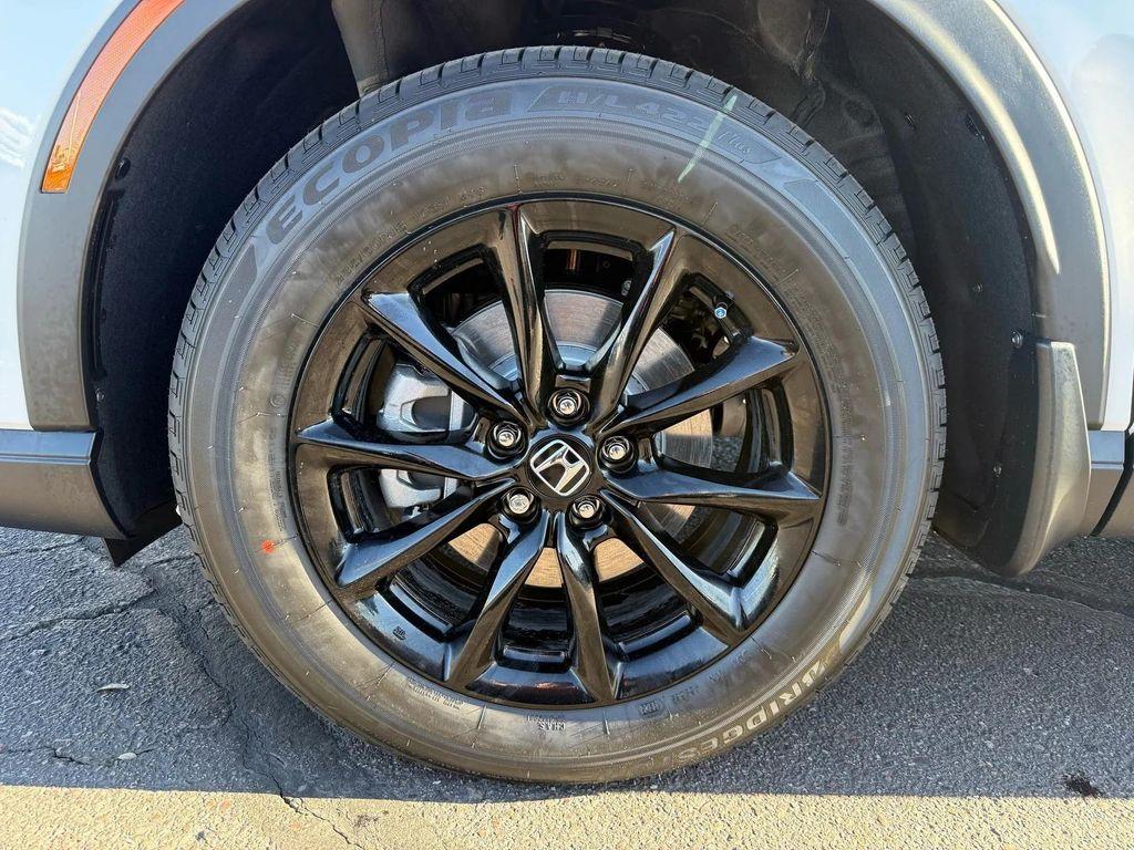 new 2026 Honda CR-V Hybrid car, priced at $37,921