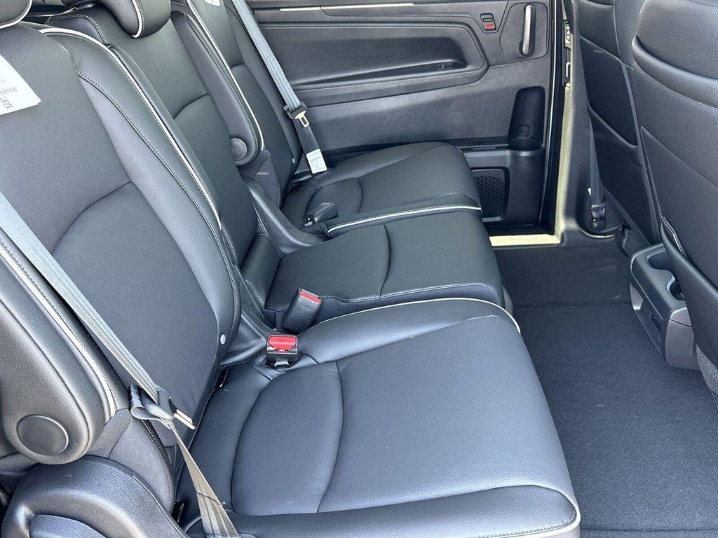 new 2026 Honda Odyssey car, priced at $49,445