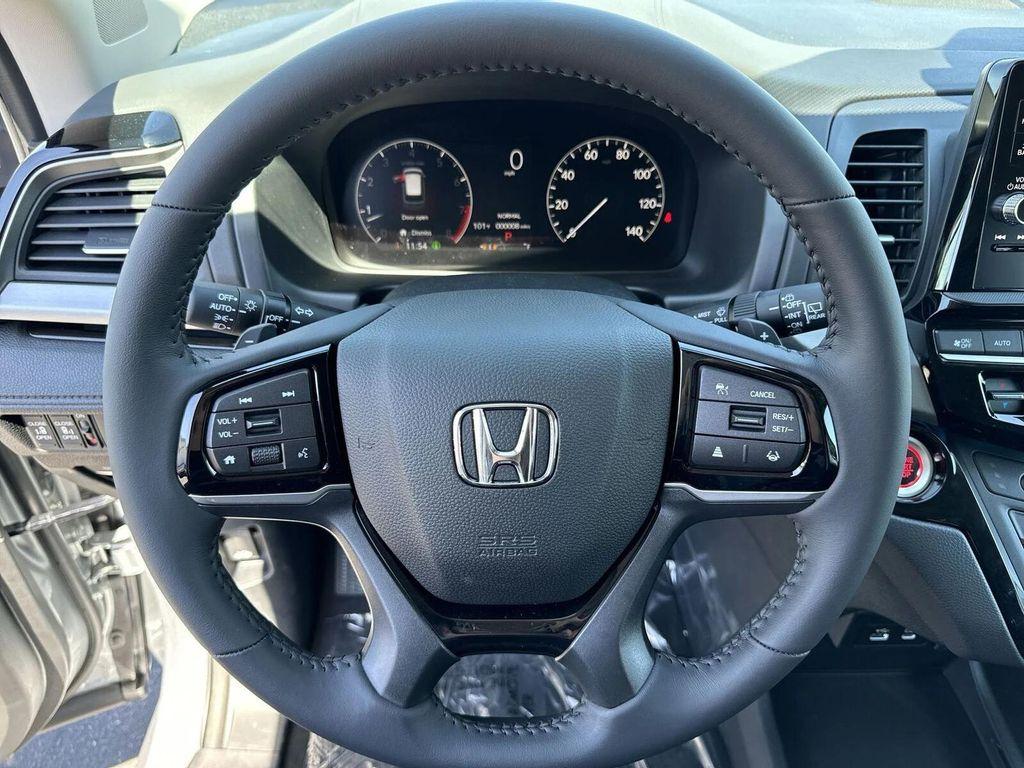 new 2026 Honda Odyssey car, priced at $49,445