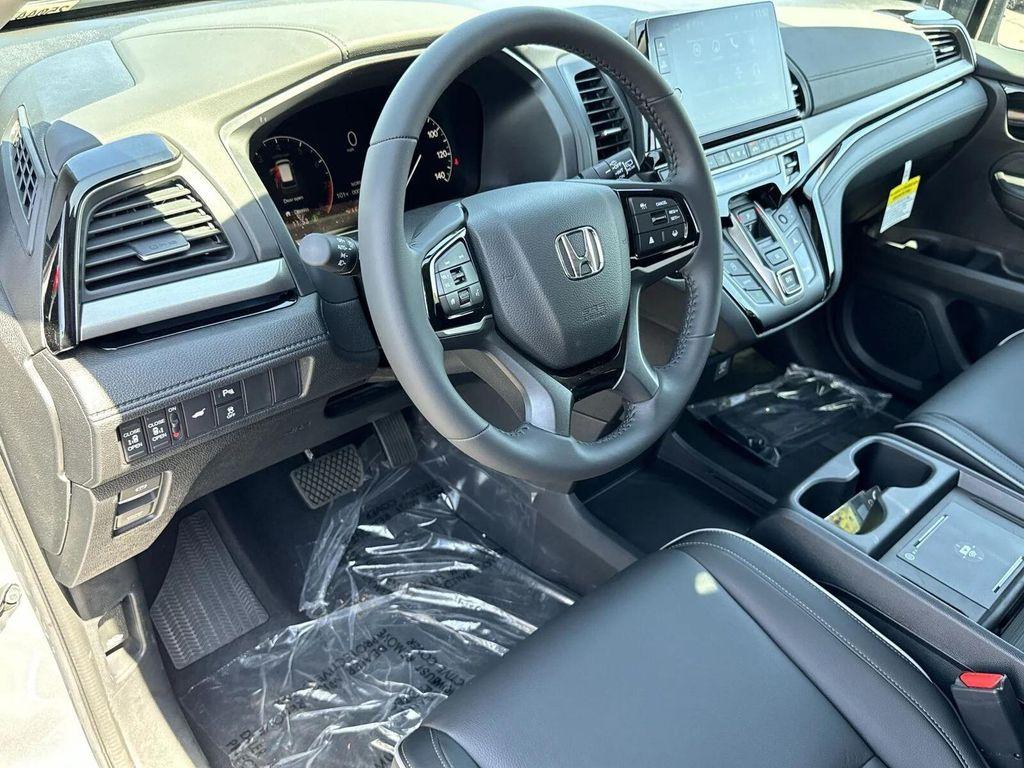 new 2026 Honda Odyssey car, priced at $49,445