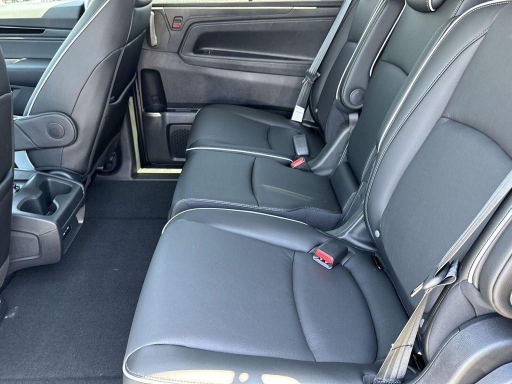 new 2026 Honda Odyssey car, priced at $49,445