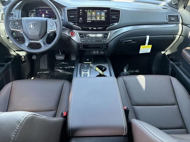 new 2025 Honda Passport car, priced at $42,586