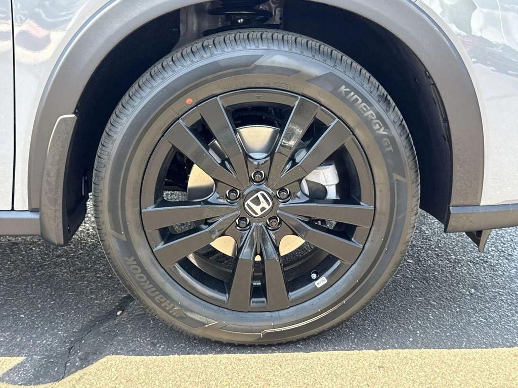 new 2026 Honda HR-V car, priced at $29,035
