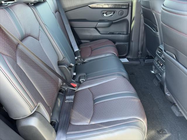 new 2025 Honda Pilot car, priced at $54,066