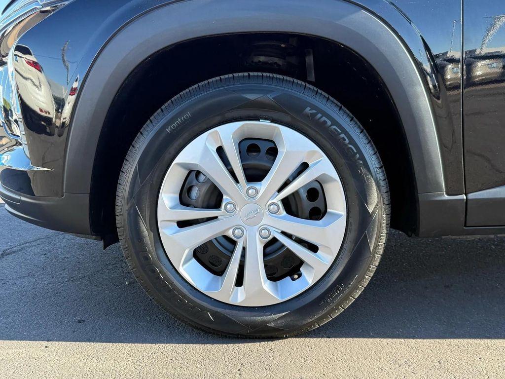 used 2024 Chevrolet Trax car, priced at $18,998