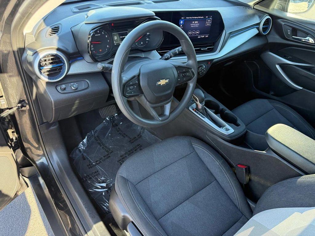 used 2024 Chevrolet Trax car, priced at $18,998