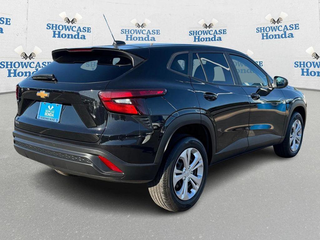 used 2024 Chevrolet Trax car, priced at $18,998
