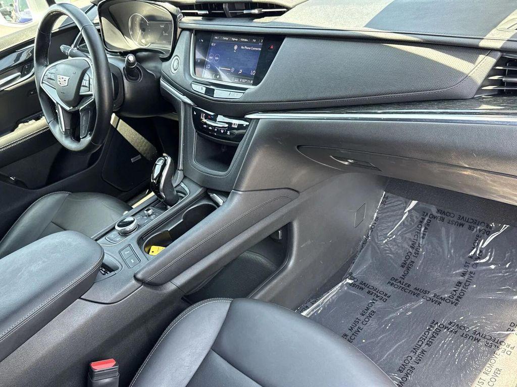 used 2020 Cadillac XT5 car, priced at $17,998