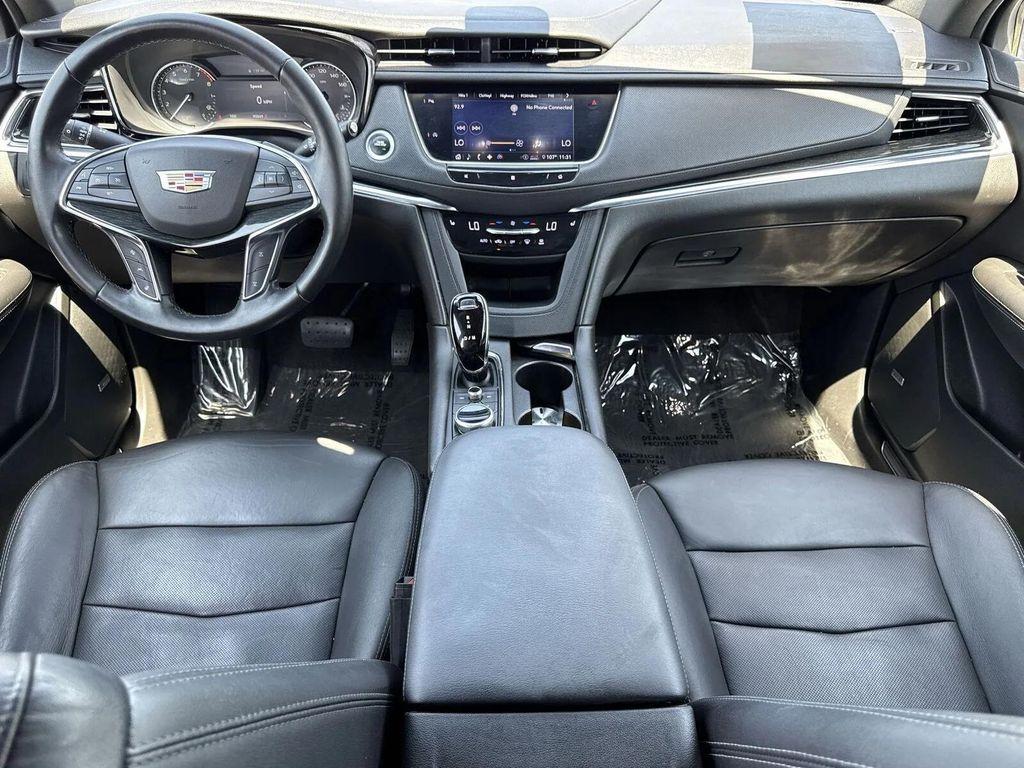 used 2020 Cadillac XT5 car, priced at $17,998