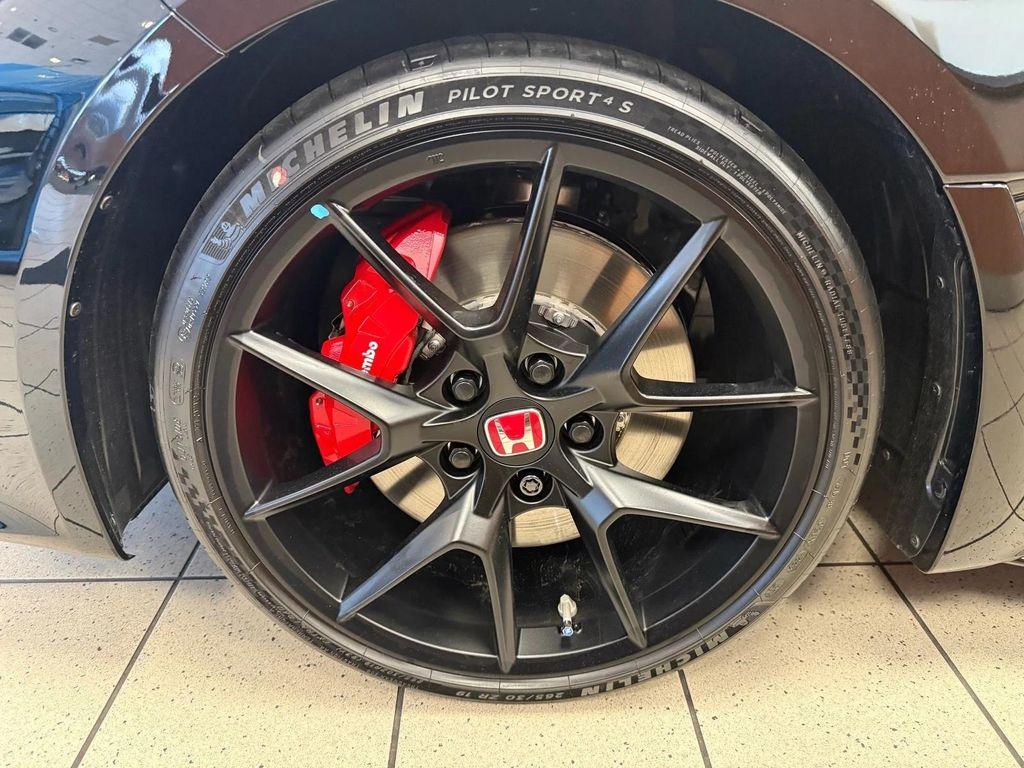 new 2025 Honda Civic Type R car, priced at $47,090