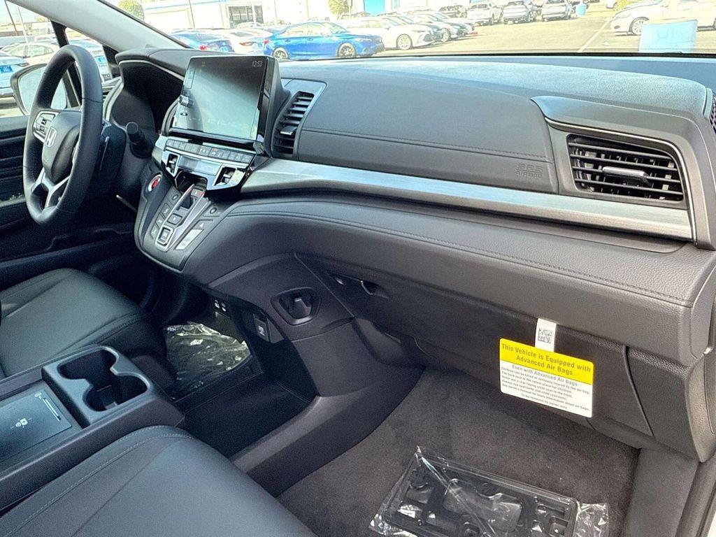 new 2026 Honda Odyssey car, priced at $44,745