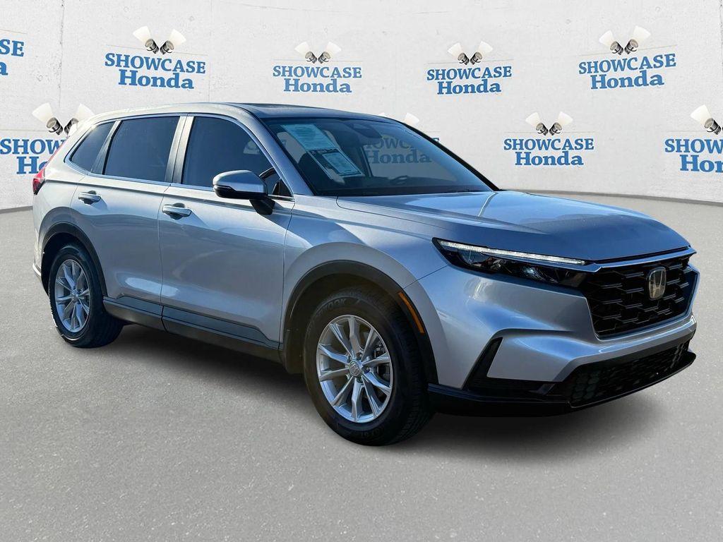 used 2025 Honda CR-V car, priced at $28,900
