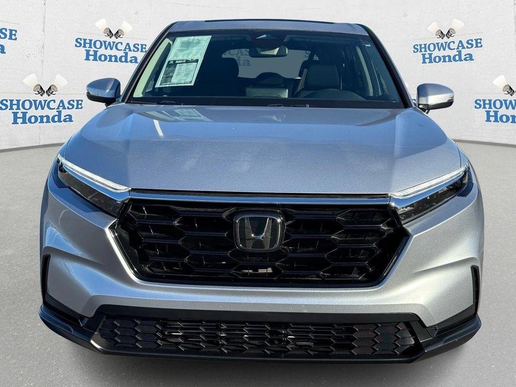used 2025 Honda CR-V car, priced at $28,900