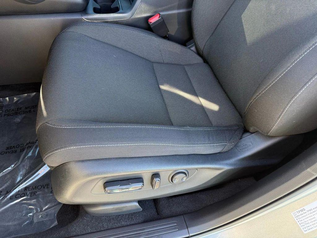 used 2025 Honda CR-V car, priced at $28,900