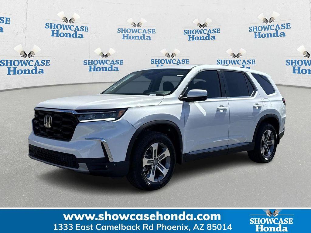 new 2025 Honda Pilot car, priced at $43,682