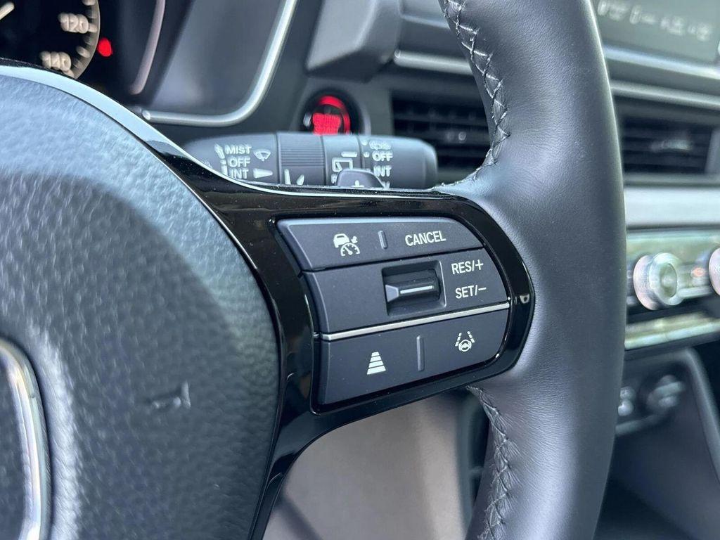 new 2025 Honda Pilot car, priced at $43,682