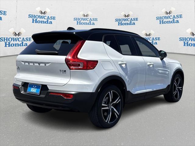 used 2022 Volvo XC40 car, priced at $28,700