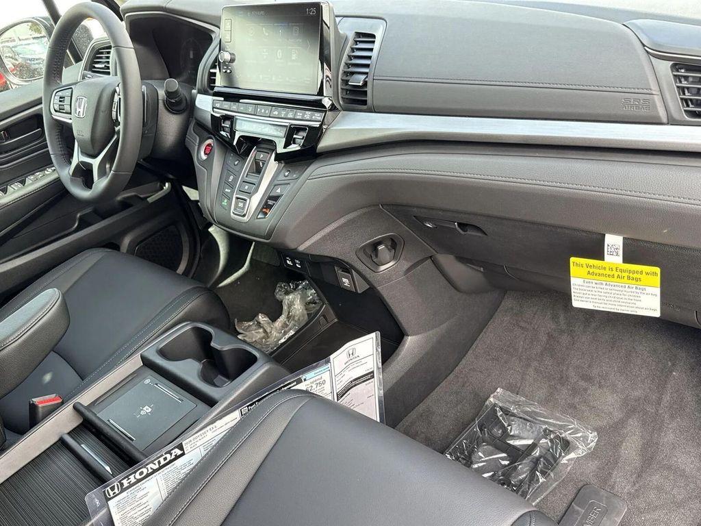 new 2026 Honda Odyssey car, priced at $45,320