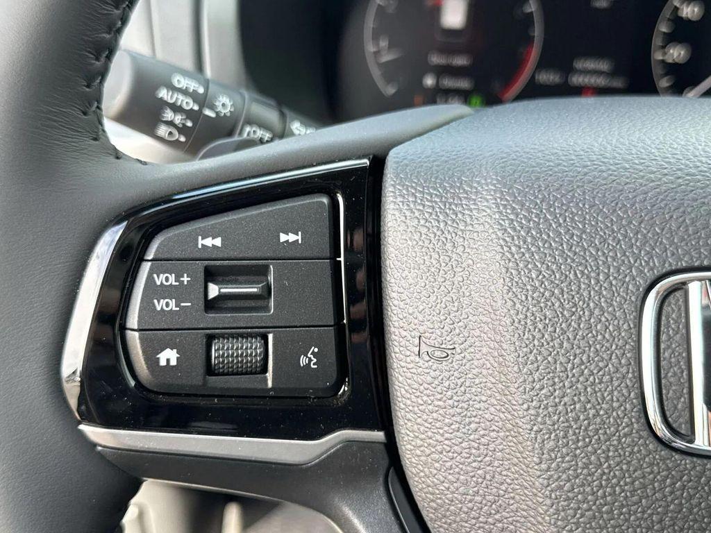 new 2026 Honda Odyssey car, priced at $45,320