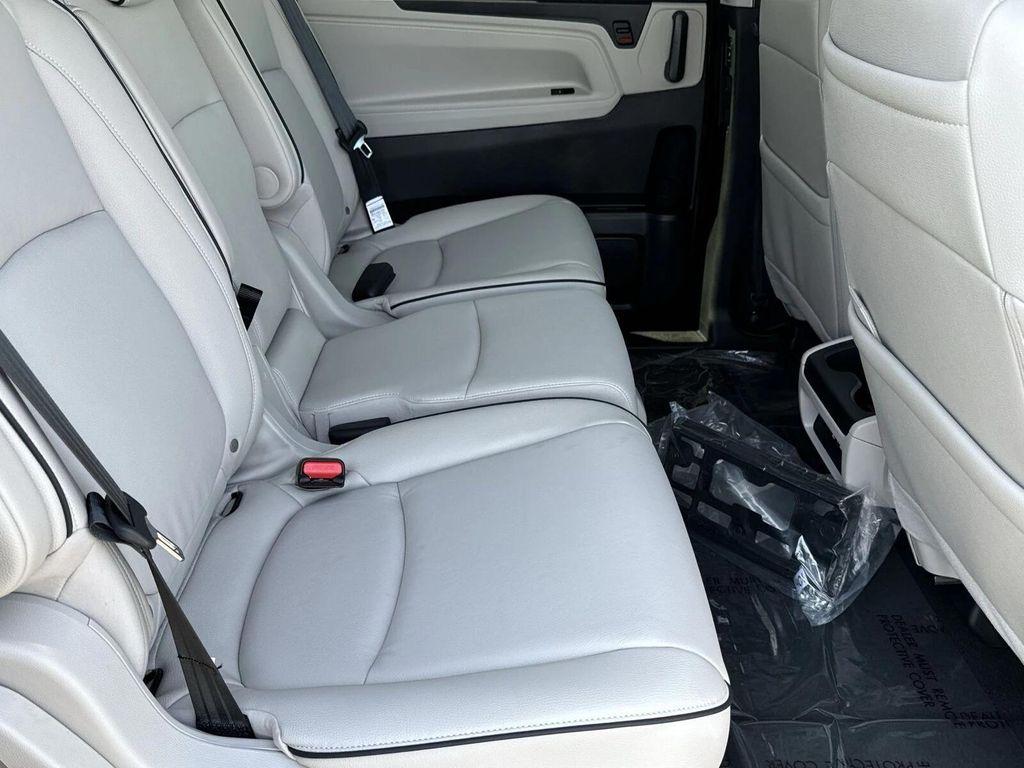 new 2026 Honda Odyssey car, priced at $48,990