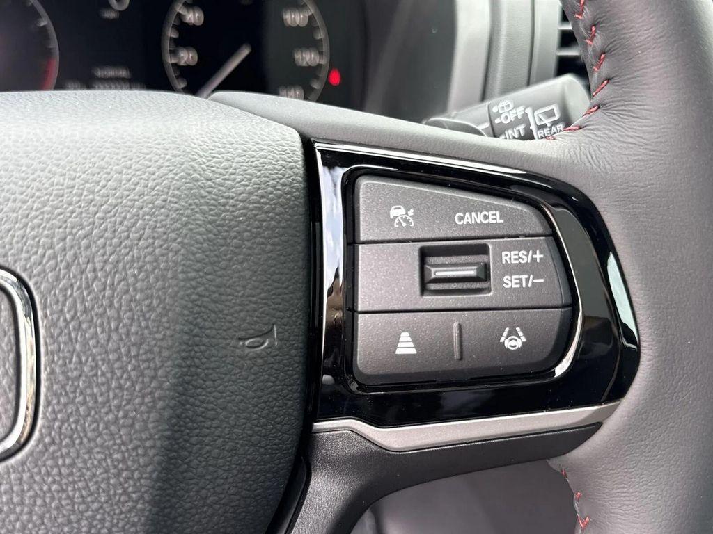 new 2026 Honda Odyssey car, priced at $45,390