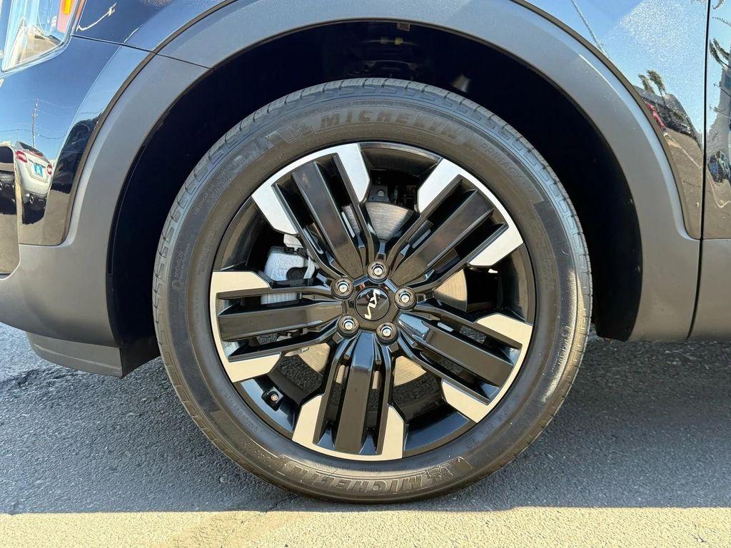 used 2024 Kia Telluride car, priced at $38,998