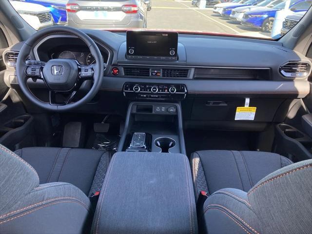 new 2025 Honda Pilot car, priced at $40,572
