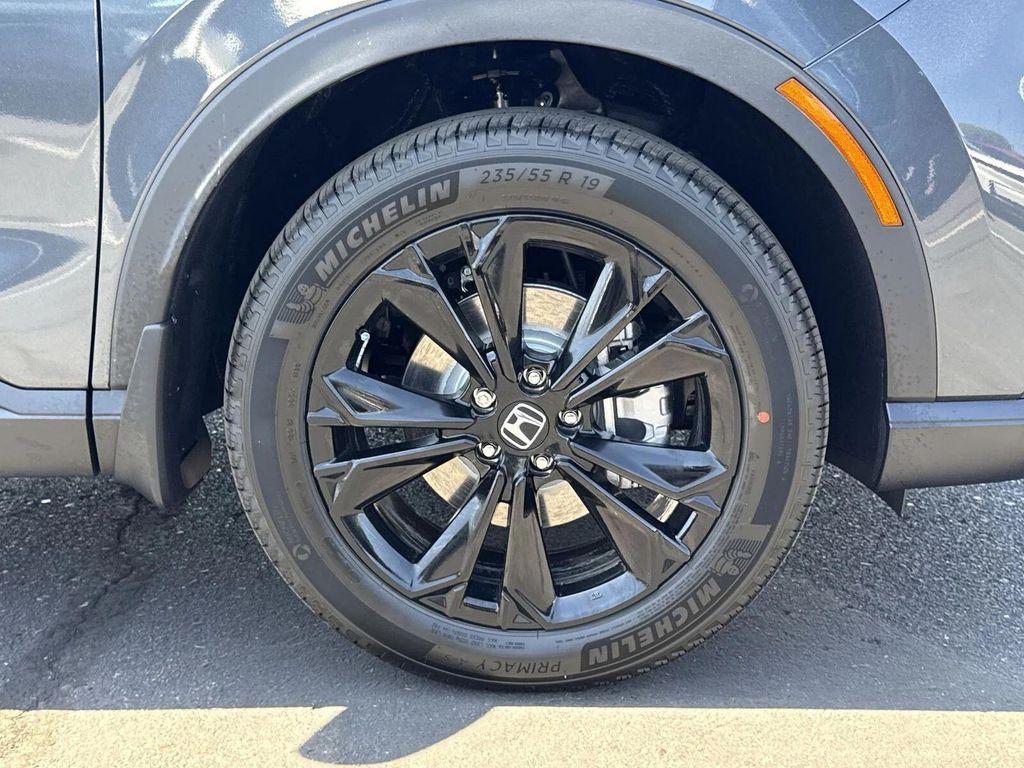 new 2026 Honda CR-V Hybrid car, priced at $41,296