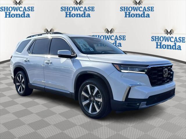 new 2025 Honda Pilot car, priced at $49,644