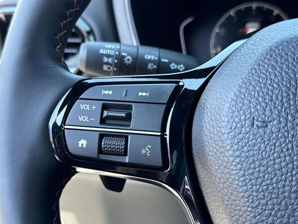 new 2025 Honda Pilot car, priced at $49,084
