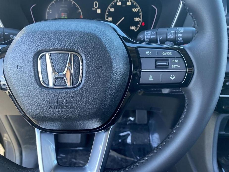 new 2025 Honda Pilot car, priced at $47,903
