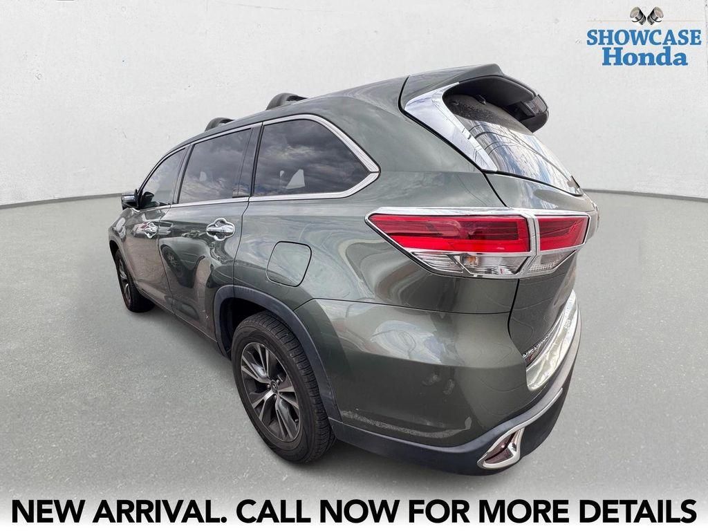 used 2019 Toyota Highlander car, priced at $26,998