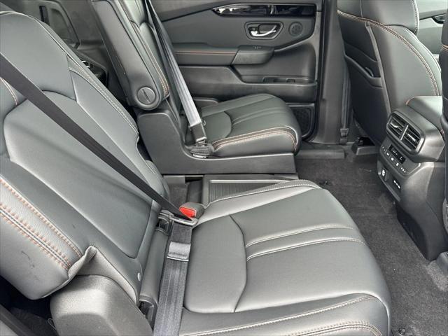new 2025 Honda Pilot car, priced at $48,959