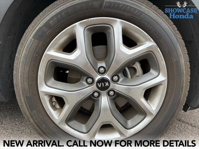 used 2019 Kia Sorento car, priced at $16,900