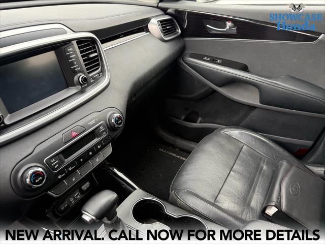 used 2019 Kia Sorento car, priced at $16,900