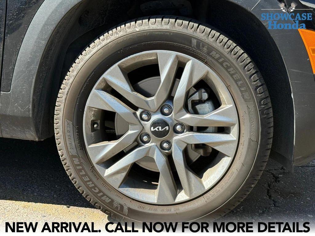 used 2022 Kia Seltos car, priced at $17,600