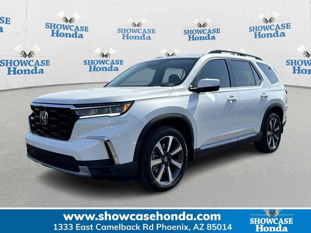 new 2025 Honda Pilot car, priced at $51,138