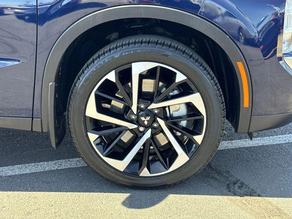 used 2024 Mitsubishi Outlander car, priced at $26,400