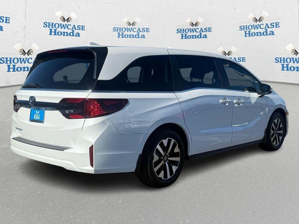 used 2025 Honda Odyssey car, priced at $39,700