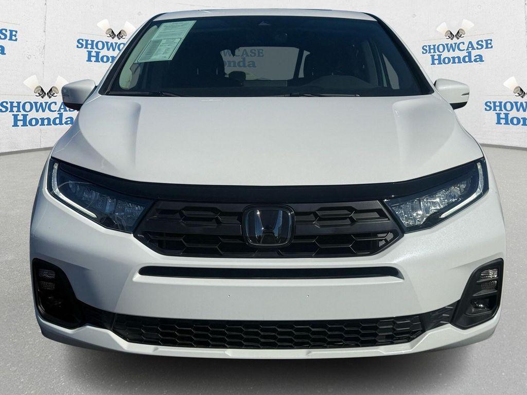 used 2025 Honda Odyssey car, priced at $39,700