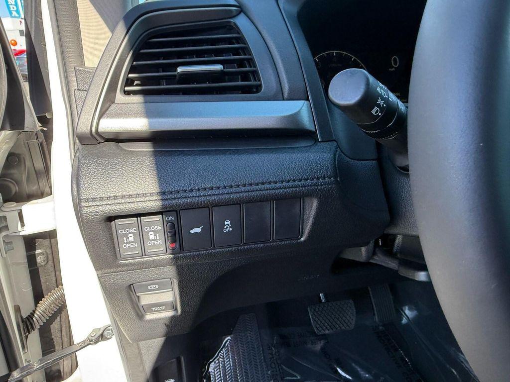 used 2025 Honda Odyssey car, priced at $39,700