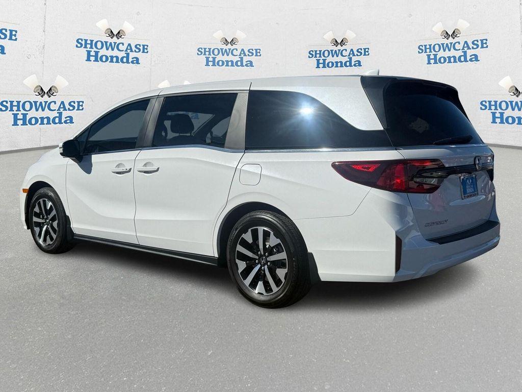 used 2025 Honda Odyssey car, priced at $39,700