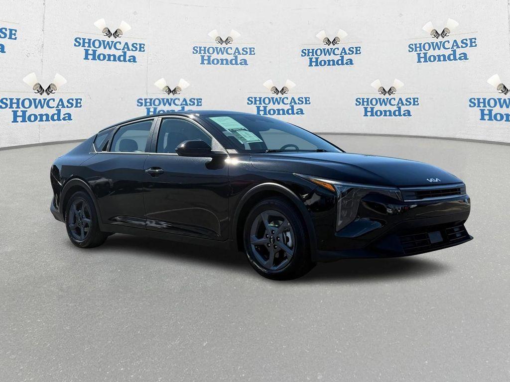 used 2025 Kia K4 car, priced at $21,998