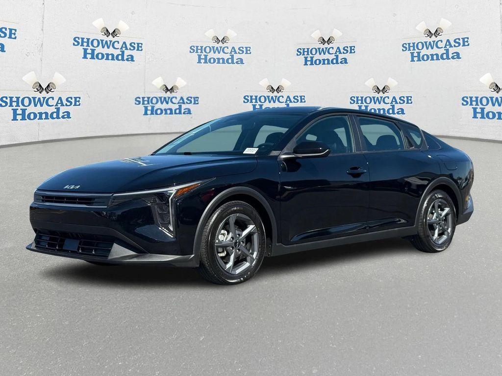 used 2025 Kia K4 car, priced at $21,998