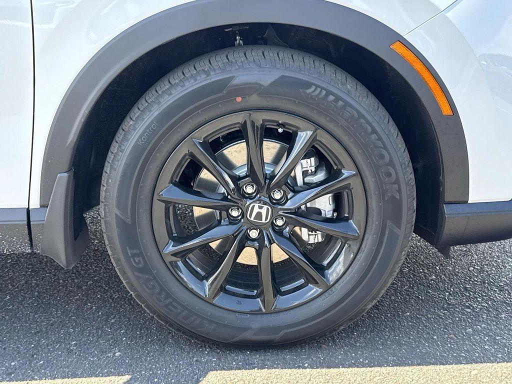 new 2026 Honda CR-V Hybrid car, priced at $39,260