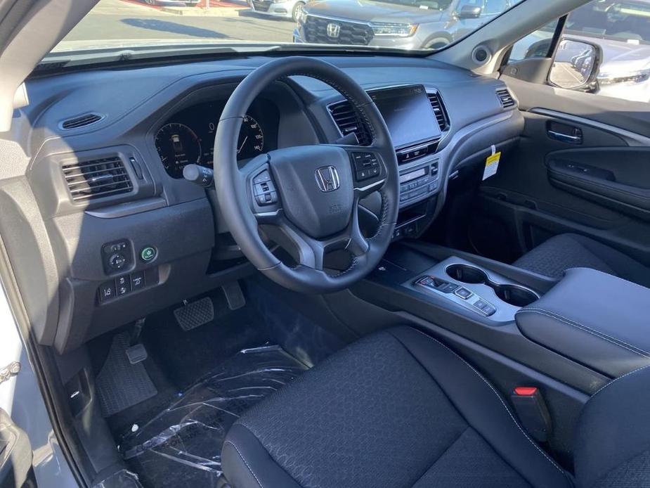 new 2024 Honda Ridgeline car, priced at $40,117