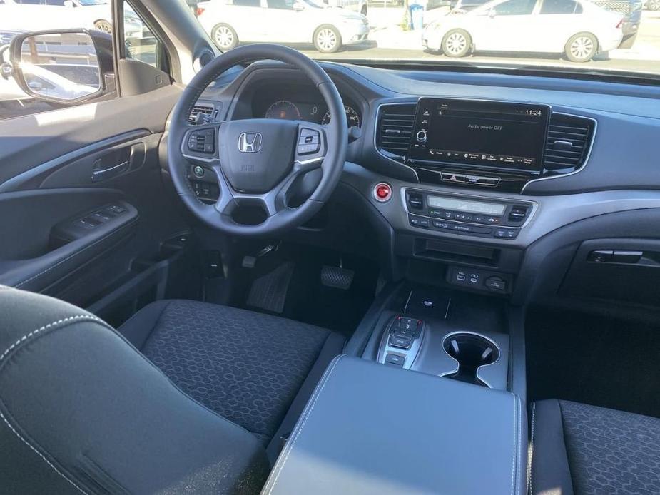 new 2024 Honda Ridgeline car, priced at $40,117