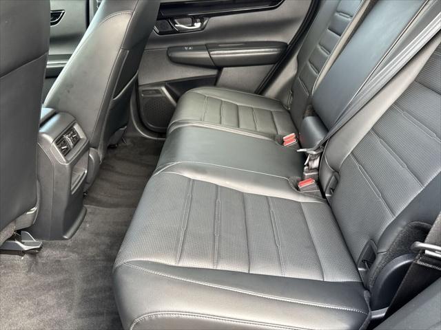 used 2023 Honda CR-V car, priced at $30,800