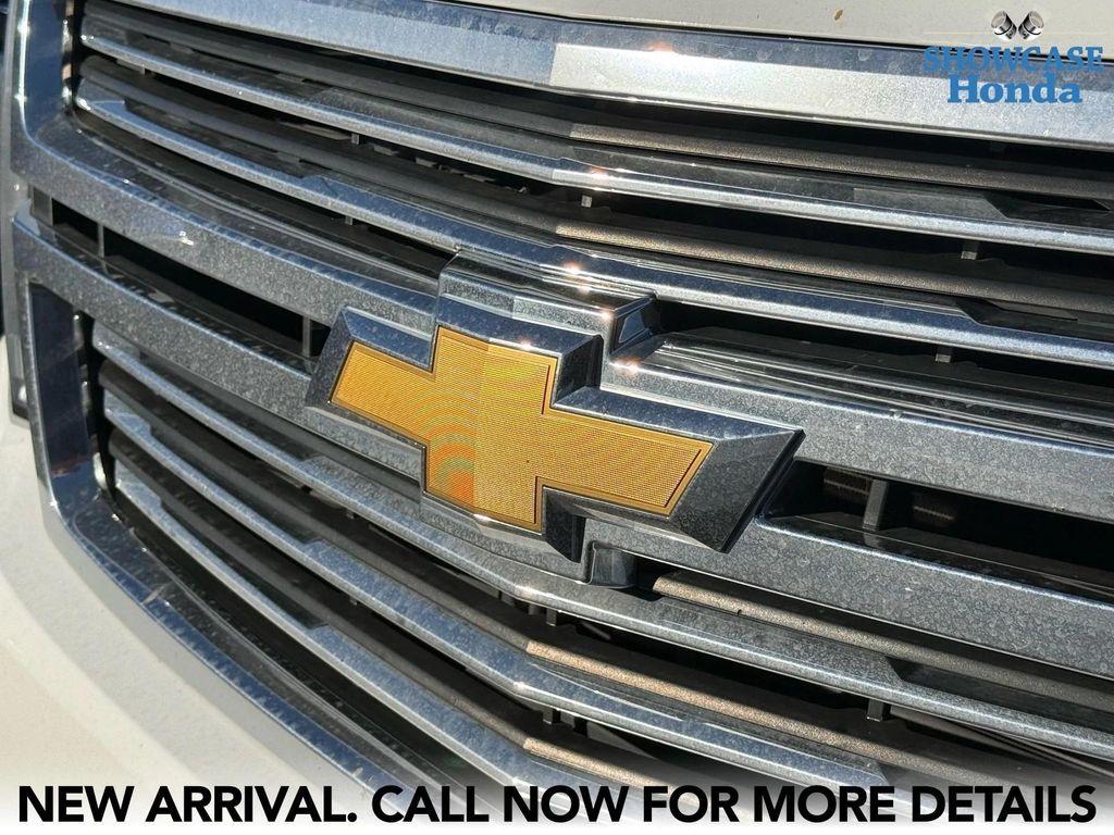 used 2017 Chevrolet Suburban car, priced at $24,700